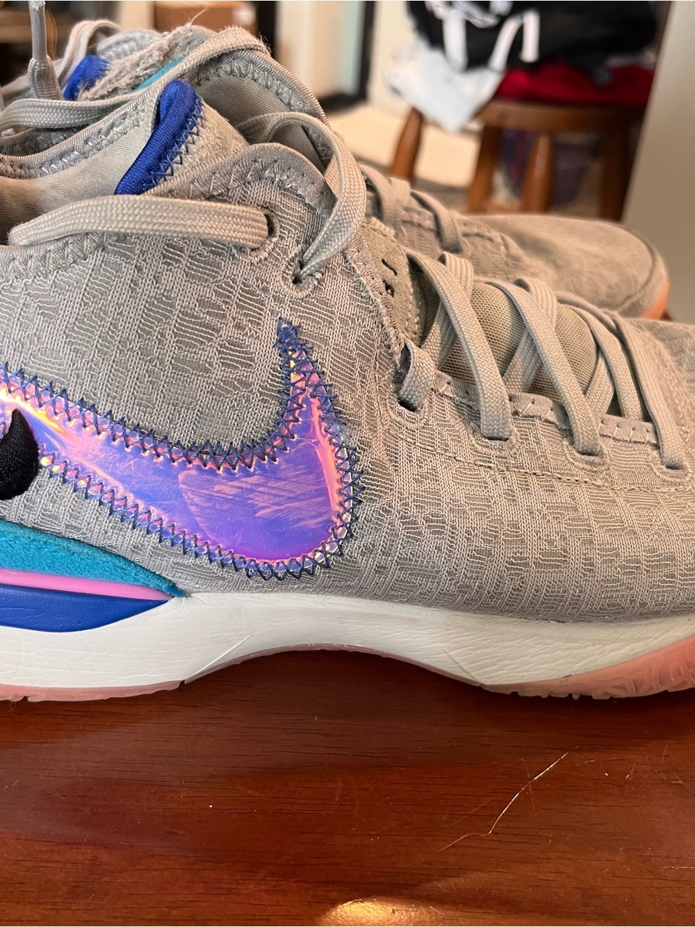 Nike Men’s LBJ 10.5
